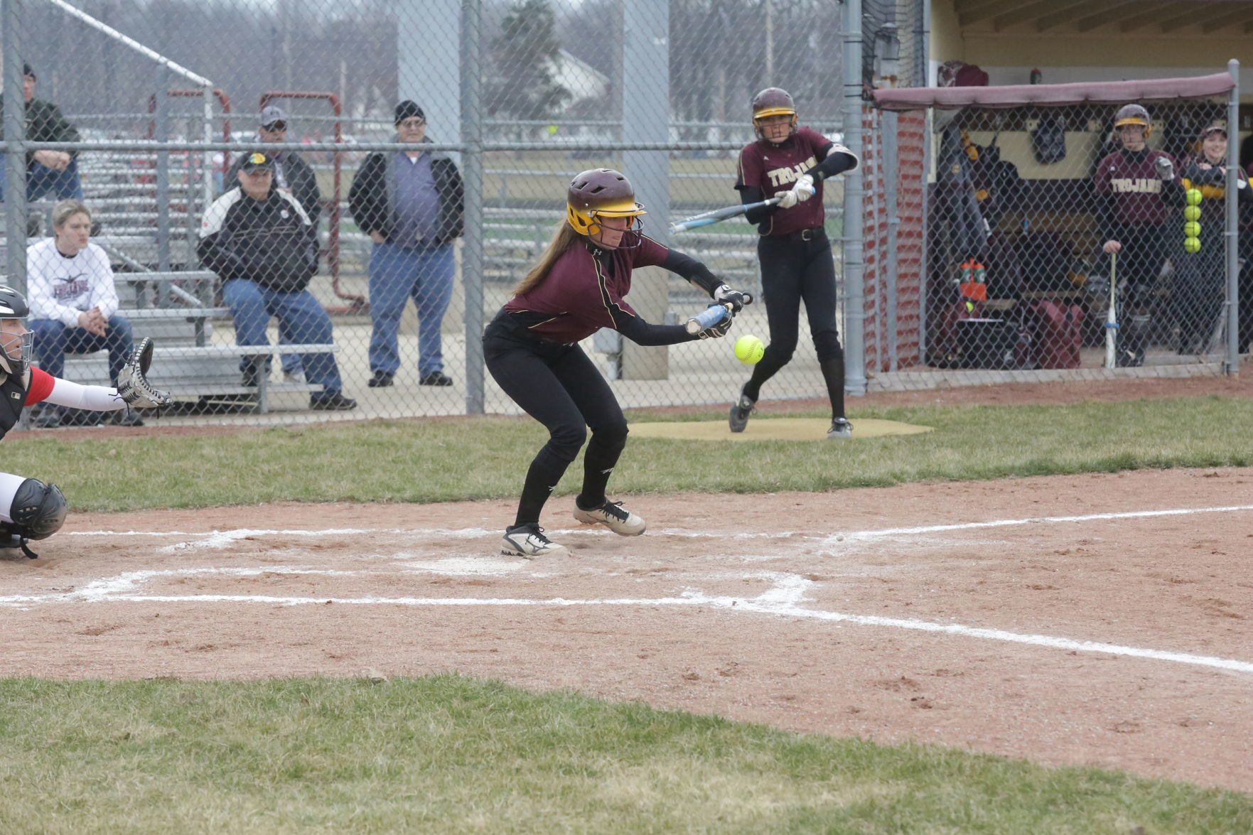 Gallery Bulldogs vs Trojans in softball